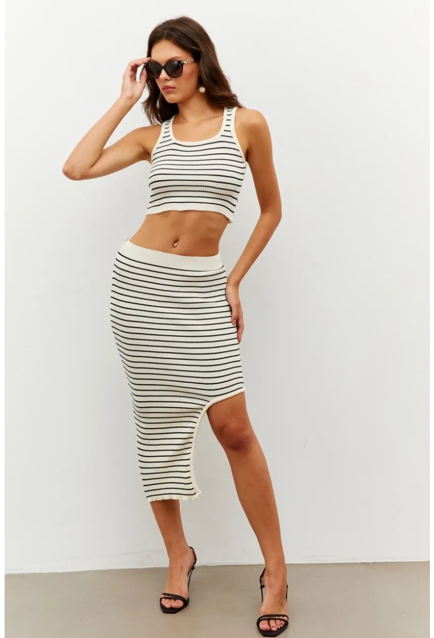 Kadın Ekru Çizgili Yırtmaçlı Alt Üst Takım KZ2468