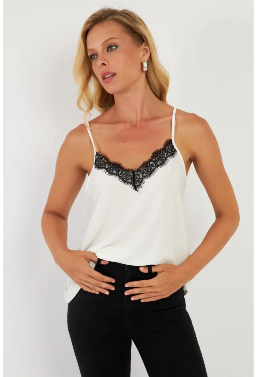 Kadın Ekru Dantelli Atlet AYD353