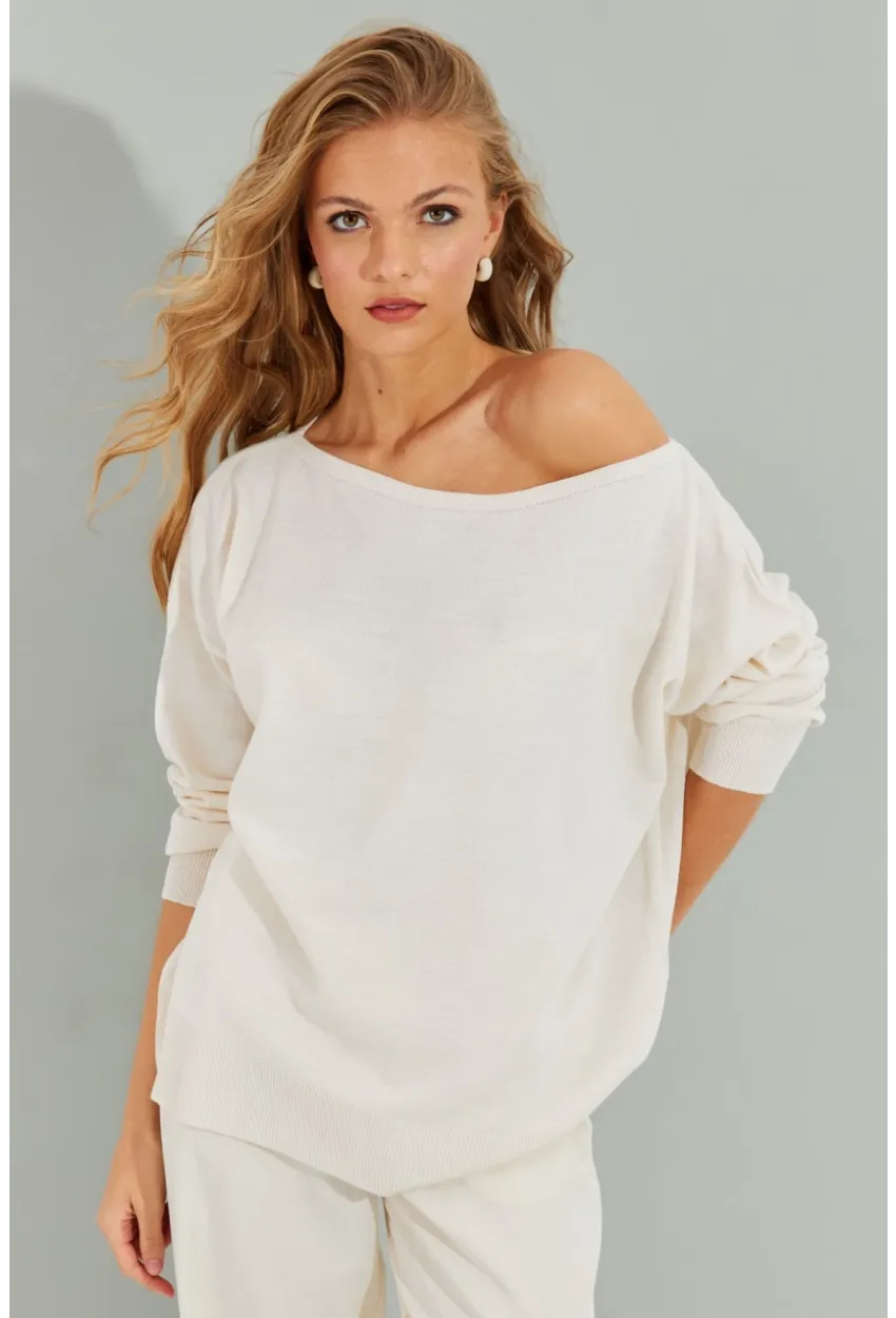 Kadın Ekru Düşük Omuz Triko Bluz YZ617