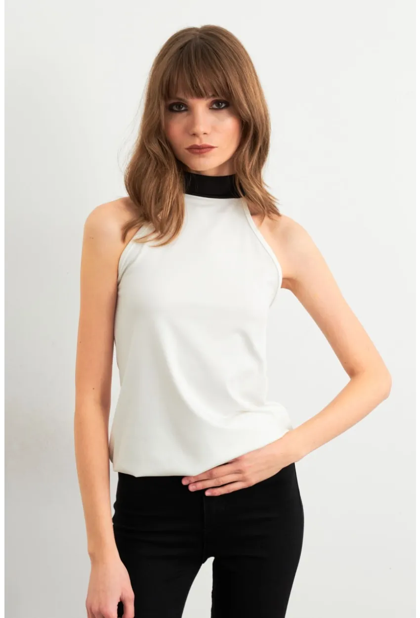 Kadın Ekru Fiyonklu Pencereli Kolsuz Bluz EY3042