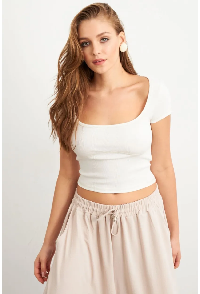 Kadın Ekru Kontrast Dikişli Bluz RX451