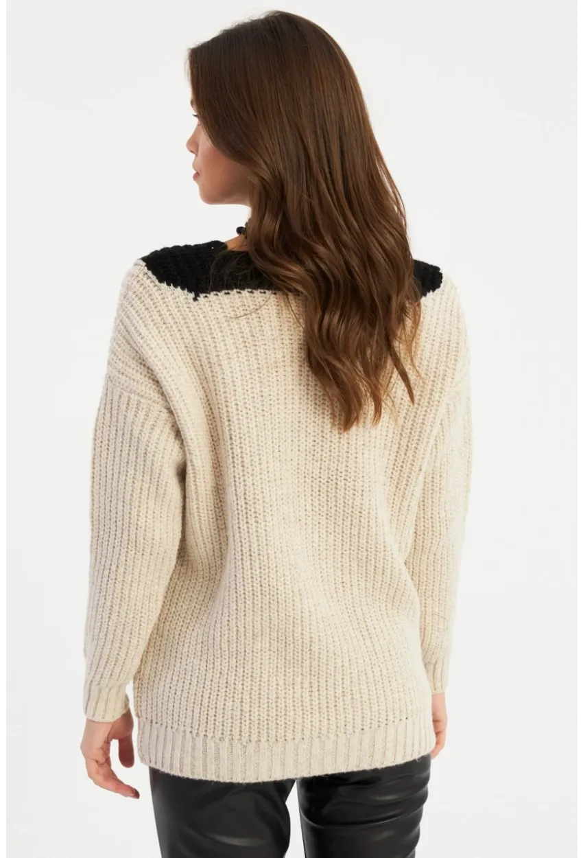 Kadın Ekru-Siyah V Yaka Triko Kazak SMT2434