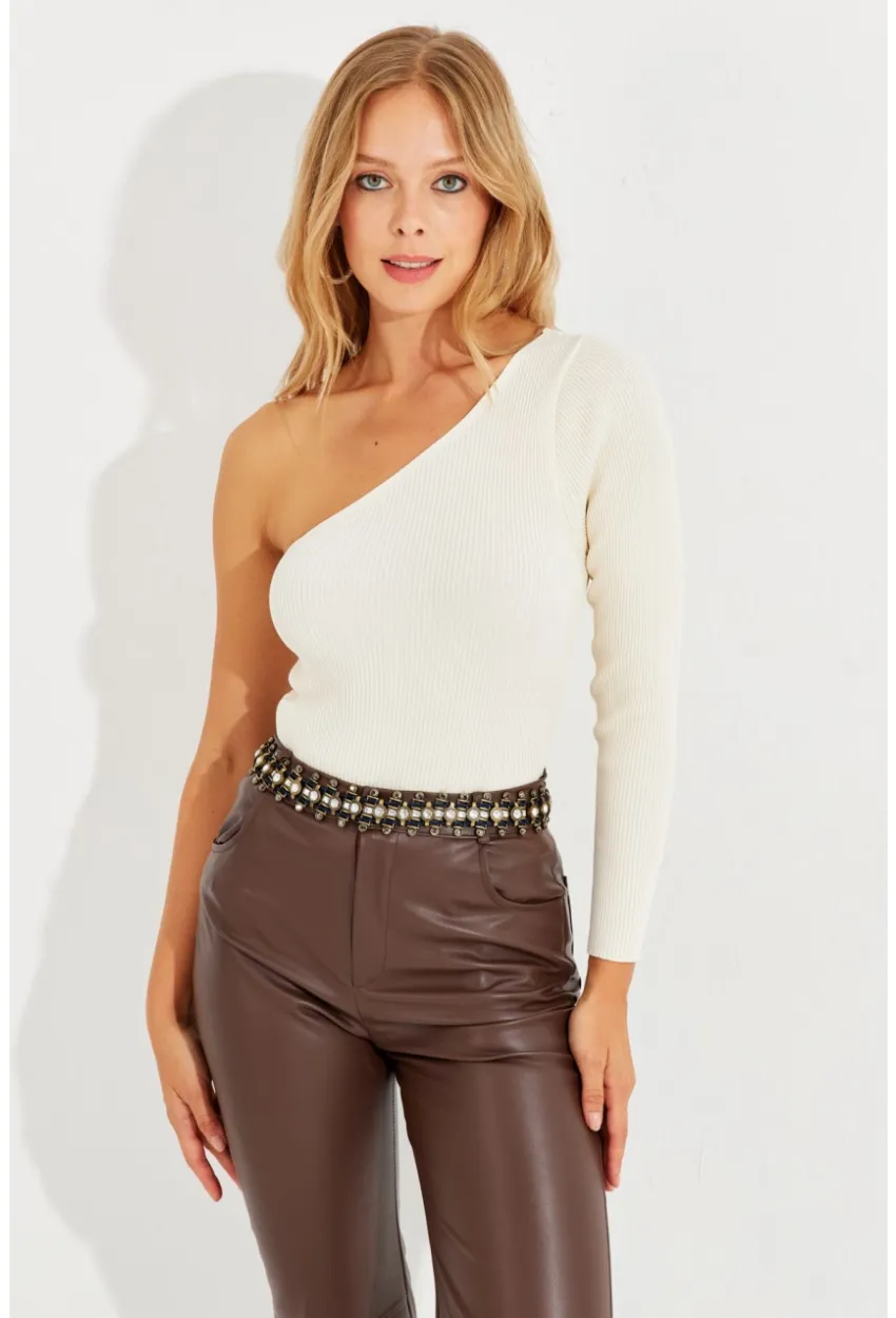 Kadın Ekru Tek Omuz Triko Bluz YV204