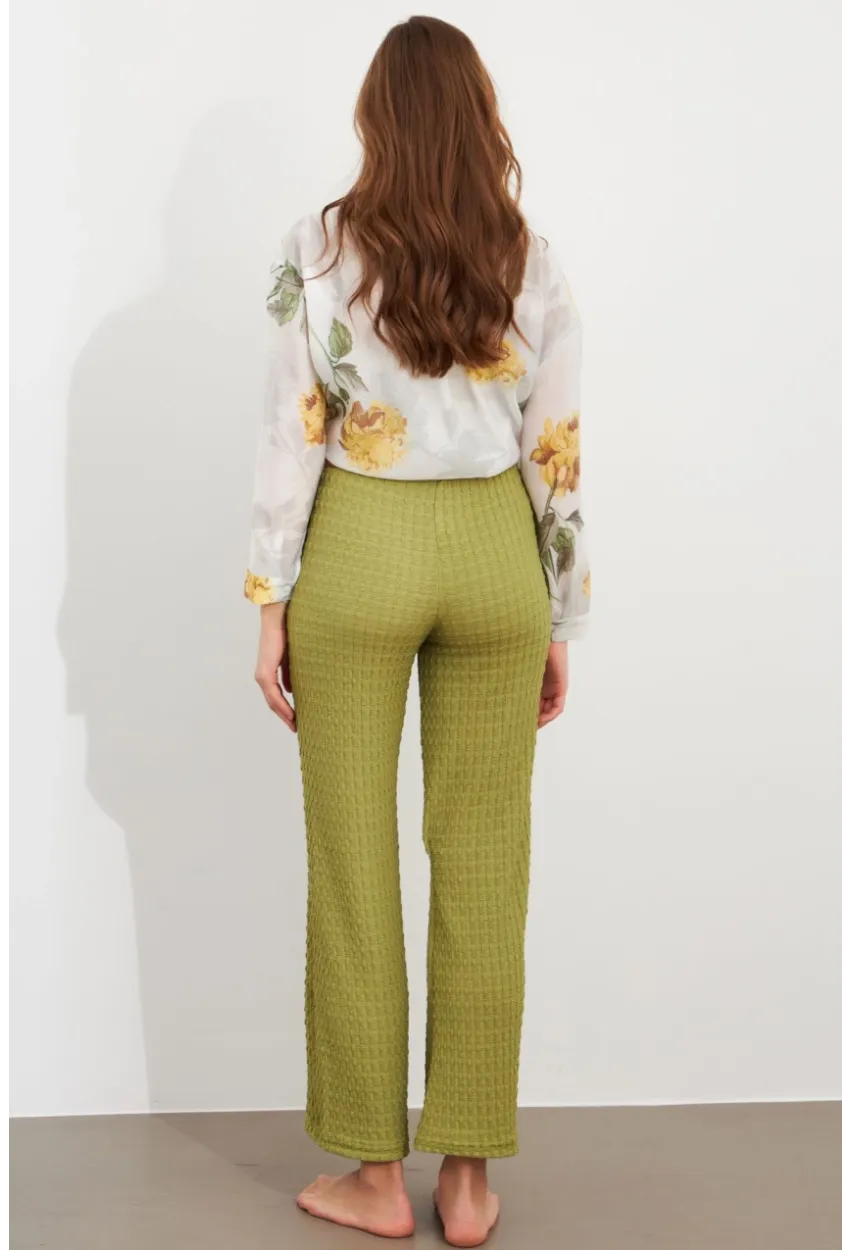 Kadın Fıstık Yeşil Gofre Pantolon ZH326