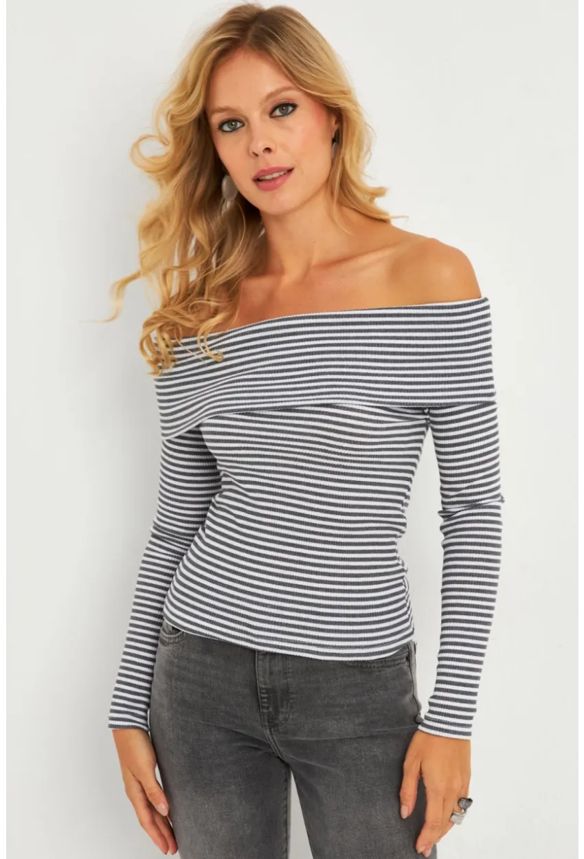 Kadın Gri Madonna Yaka Çizgili Bluz XL2400