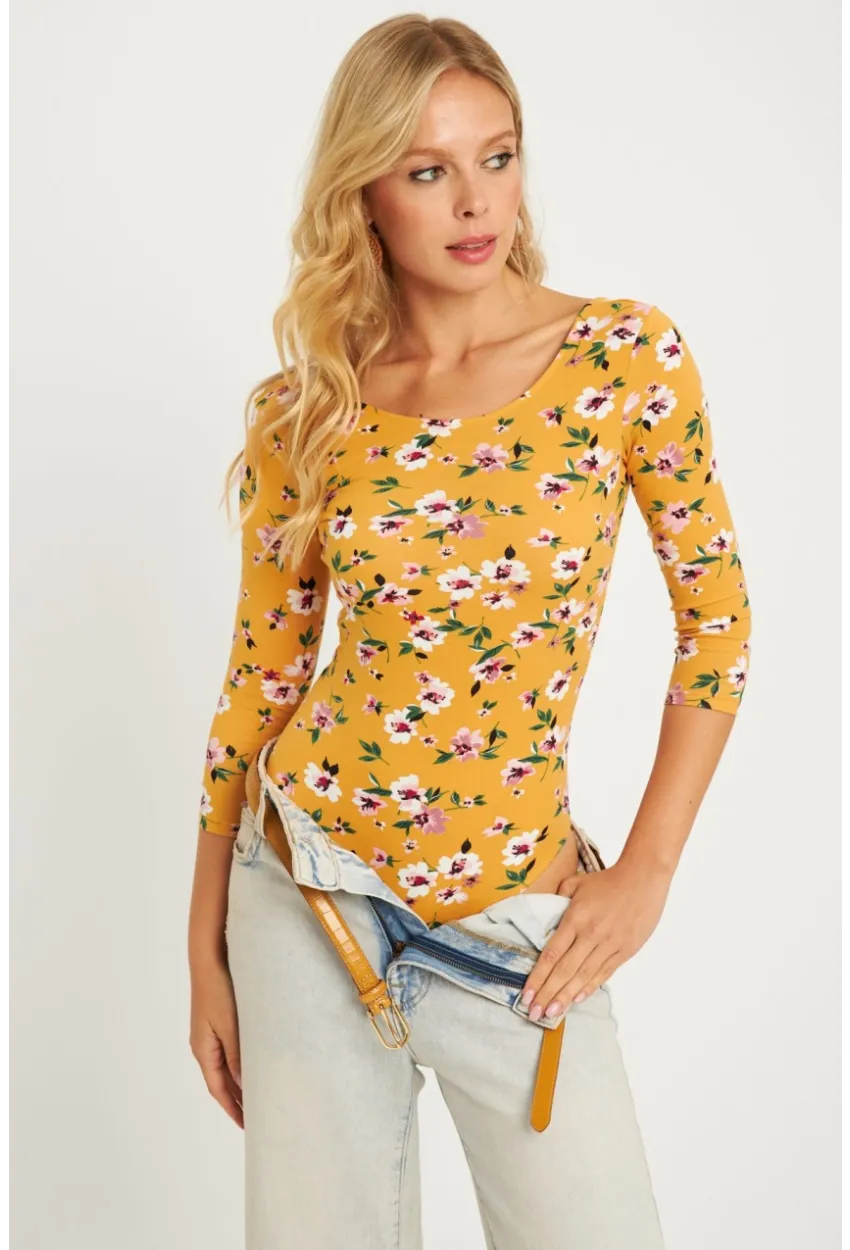 Kadın Hardal Çiçek Desenli Çıtçıtlı Body RK40