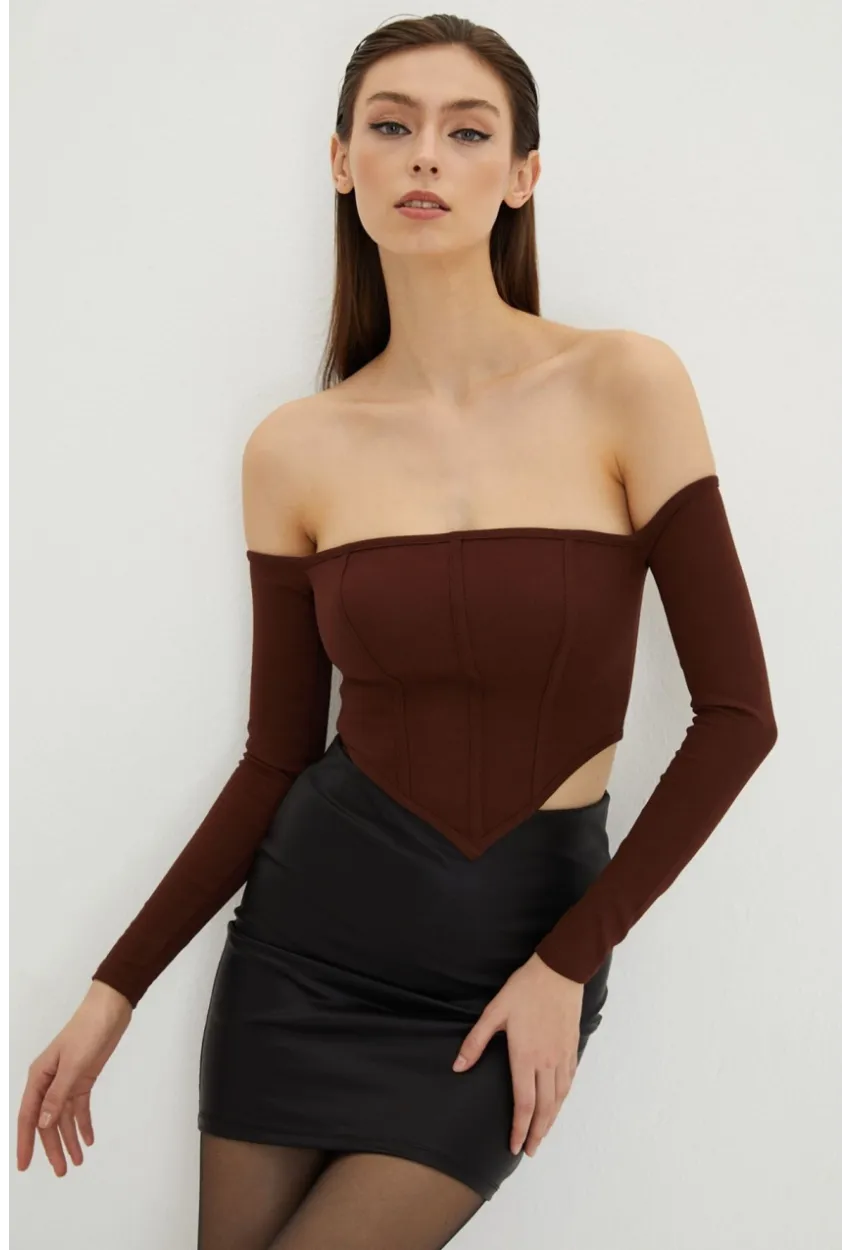 Kadın Kahverengi Sırt Fermuarlı Crop Bluz B518