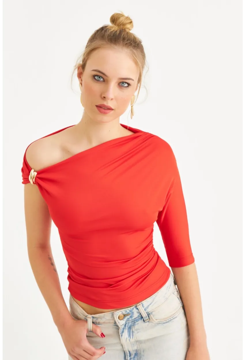 Kadın Kırmızı Aksesuarlı Bluz EY3074