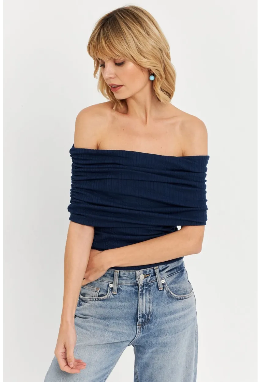 Kadın Lacivert Kolsuz Madonna Yaka Bluz TF51