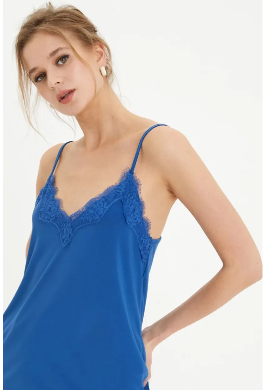 Kadın Saks Dantelli Atlet LPP5008