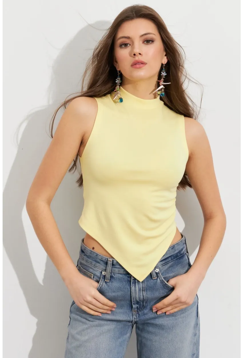 Kadın Sarı Büzgülü Asimetrik Bluz ZH340