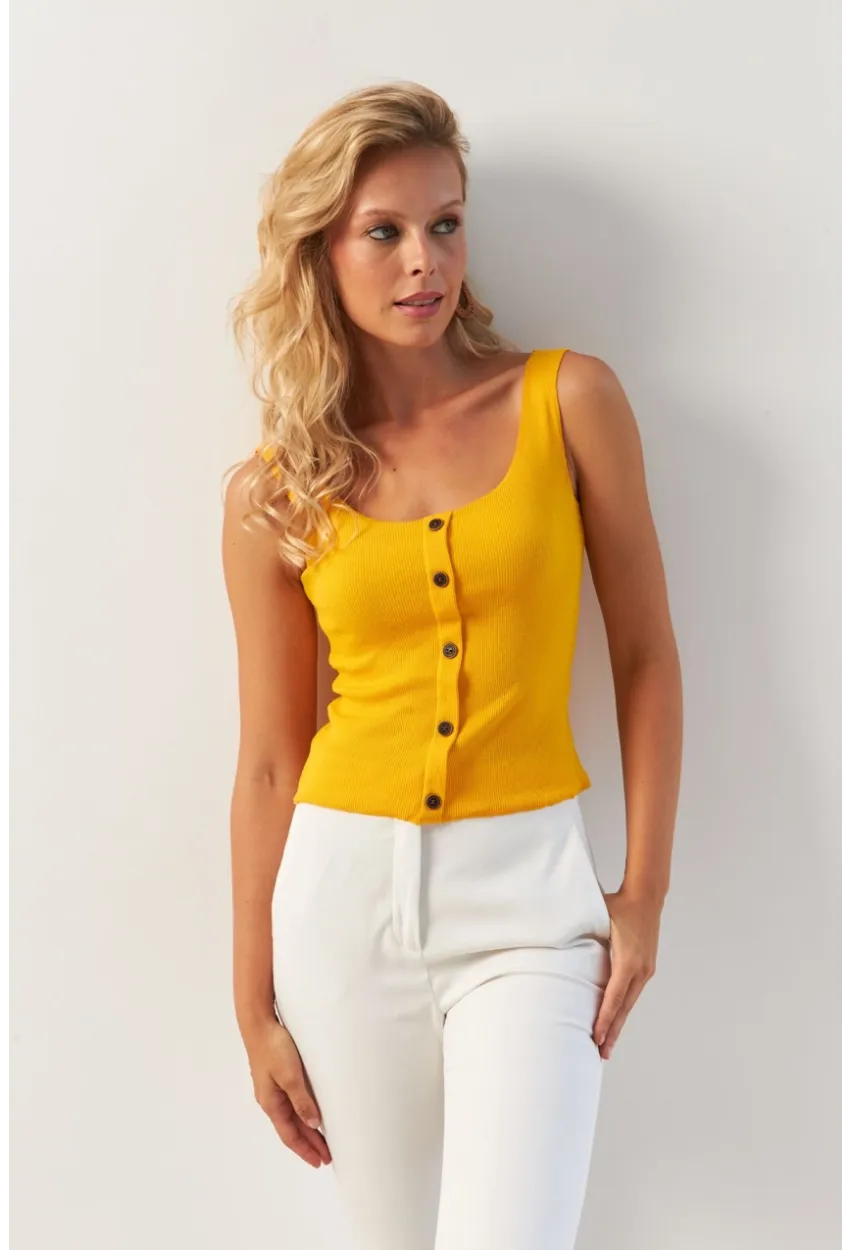 Kadın Sarı Düğme Aksesuarlı Bluz MK14