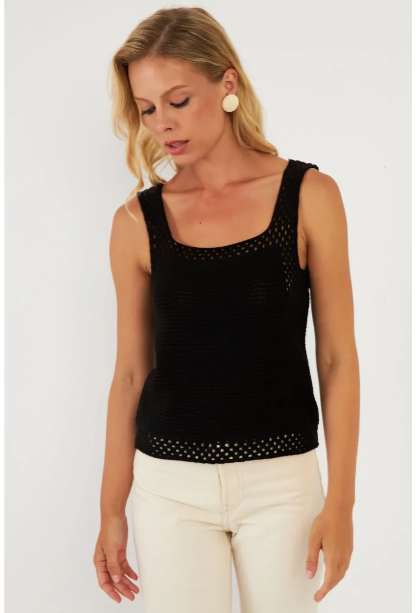 Kadın Siyah Ajurlu Triko Bluz YV258