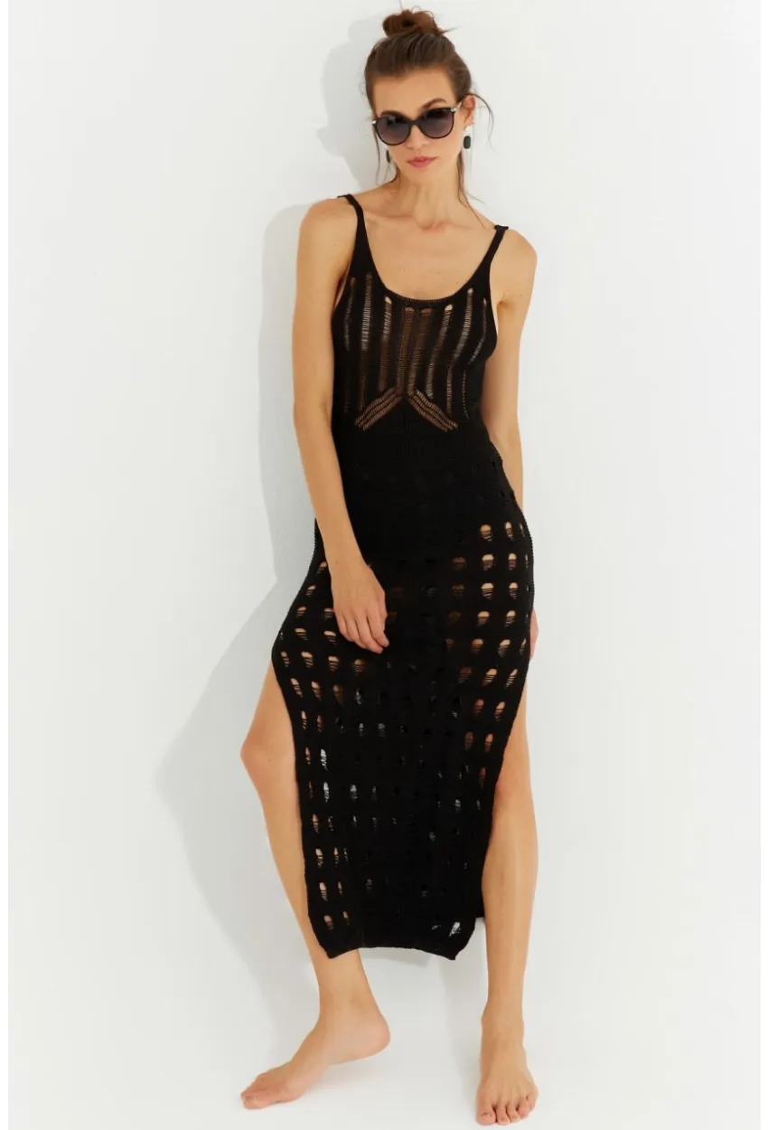 Kadın Siyah Ajurlu Triko Maxi Elbise SF2504