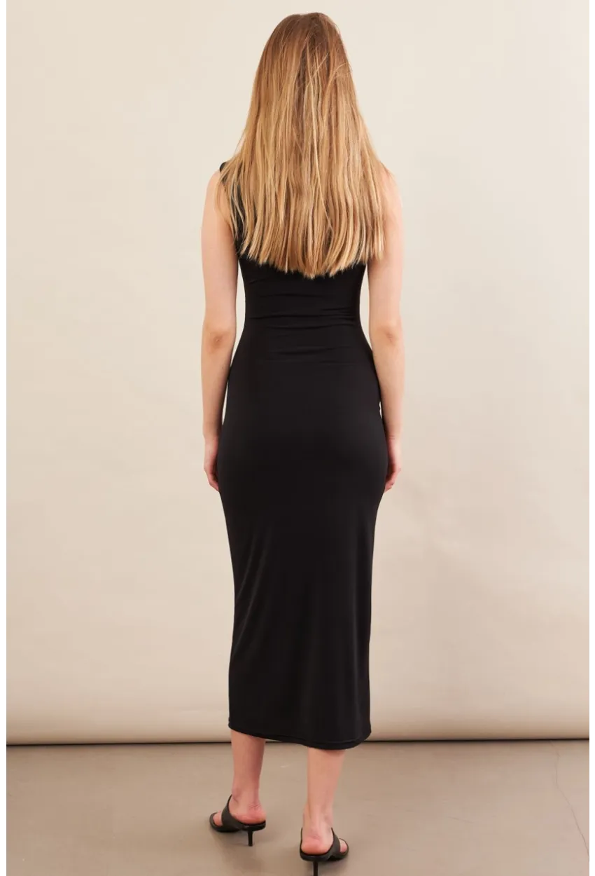 Kadın Siyah Aksesuarlı Büzgülü Midi Elbise İRE102