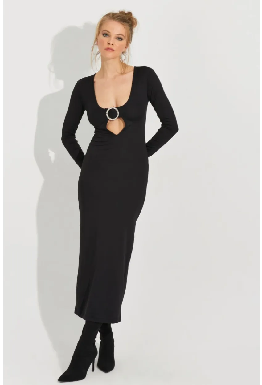 Kadın Siyah Aksesuarlı Midi Elbise EY2591