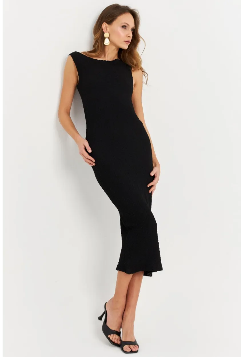 Kadın Siyah Asimetrik Yaka Gofre Midi Elbise MOD2358