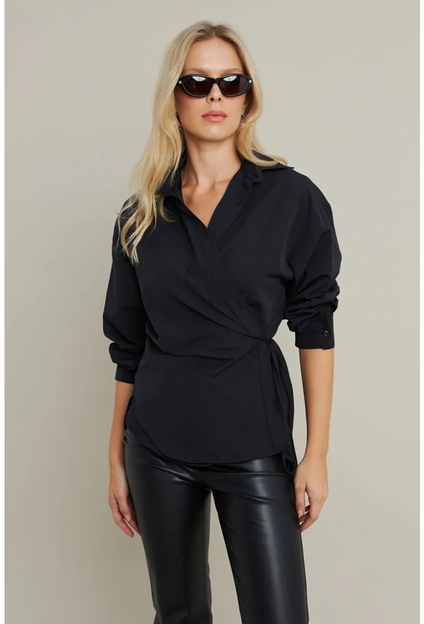 Kadın Siyah Bağlama Detaylı Gömlek ZER418