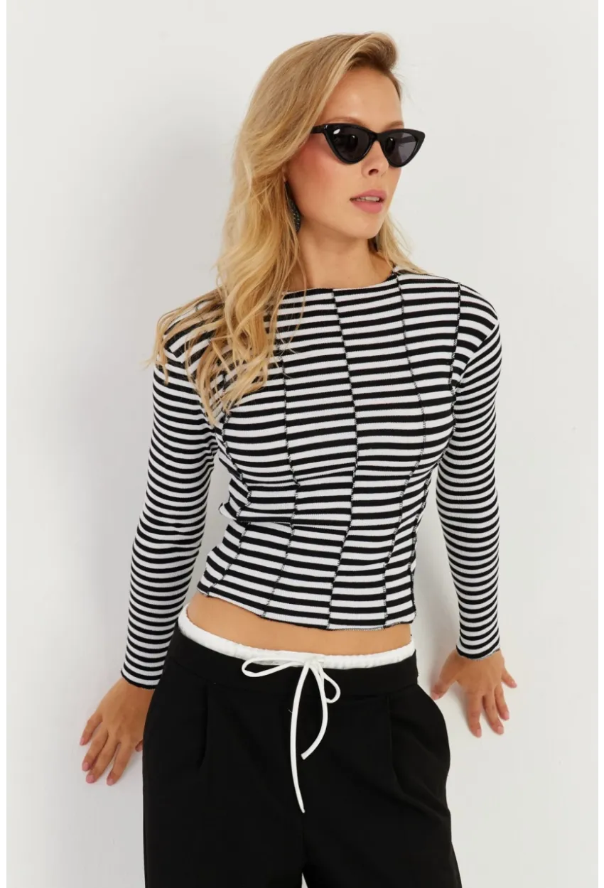 Kadın Siyah-Beyaz Çizgili Bluz CY335