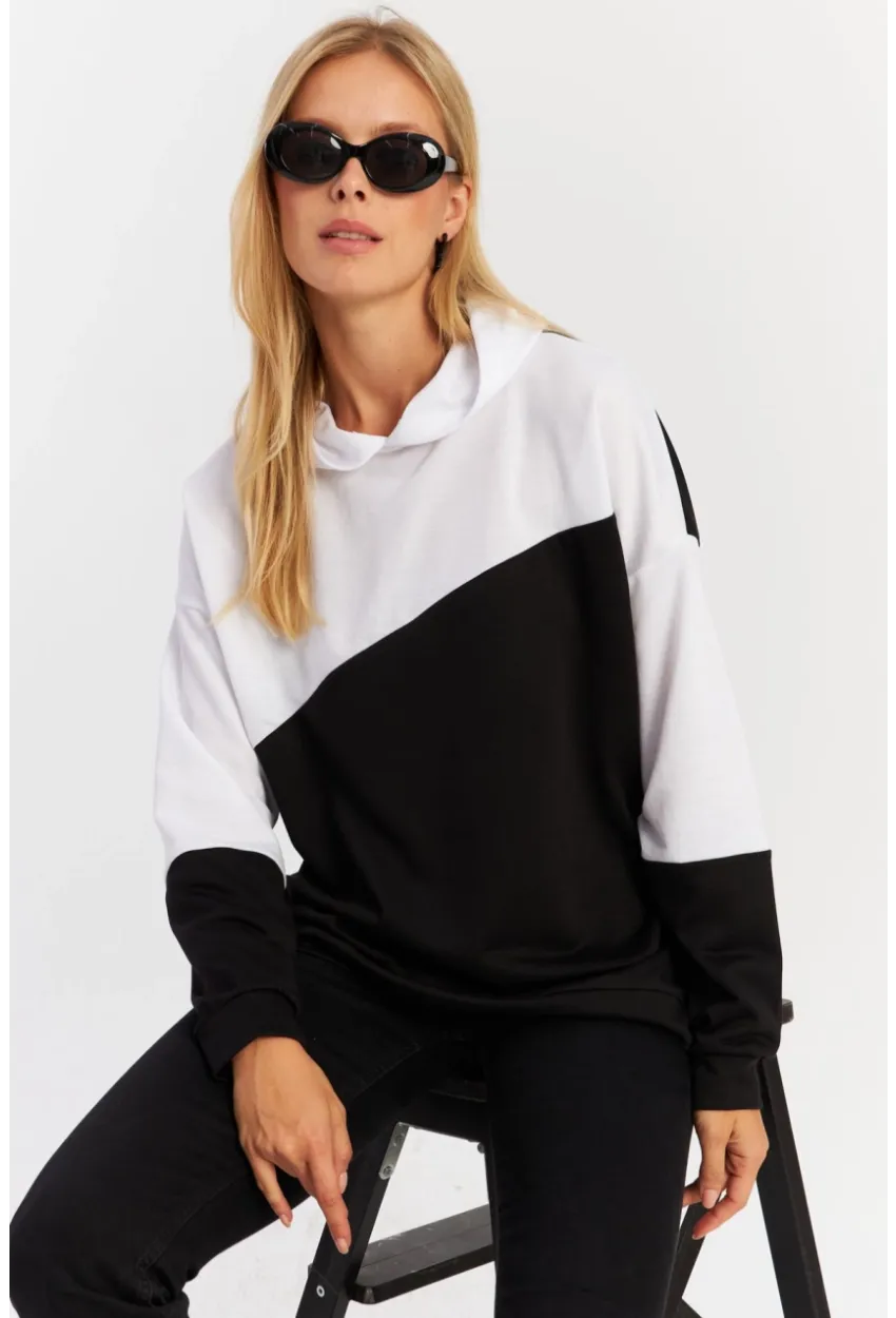 Kadın Siyah-Beyaz Renk Bloklu Kapüşonlu Sweatshirt DA148
