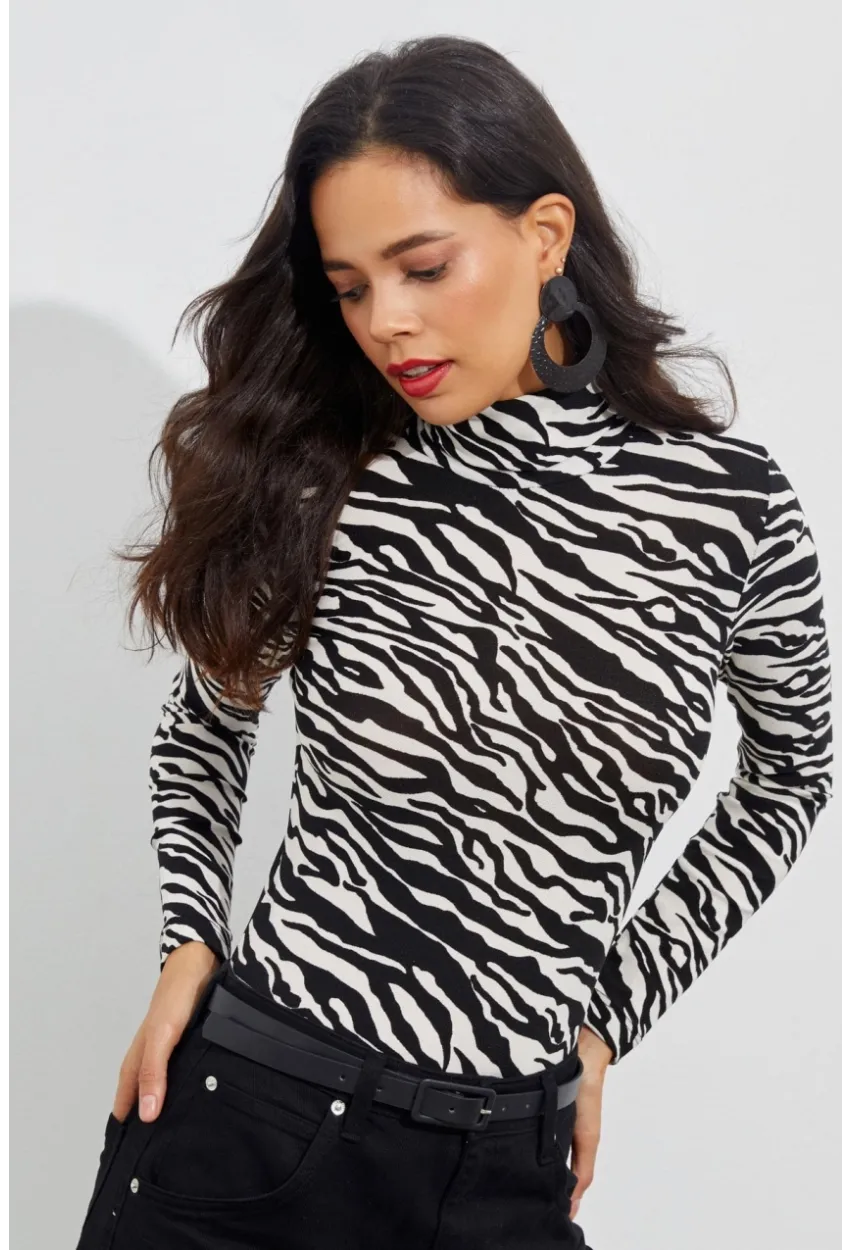 Kadın Siyah-Beyaz Zebra Desenli Balıkçı Bluz EY1524