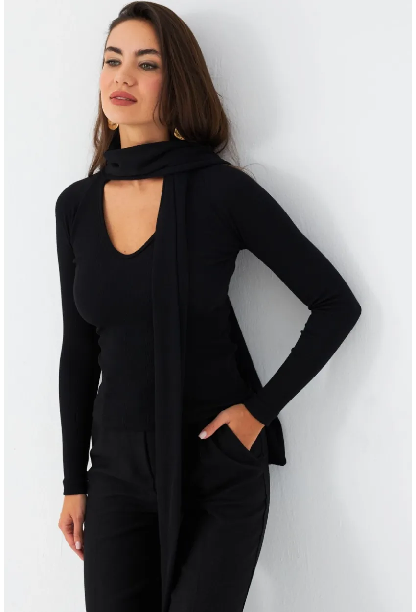 Kadın Siyah Boyun Bağlamalı Kaşkorse Bluz EY2986