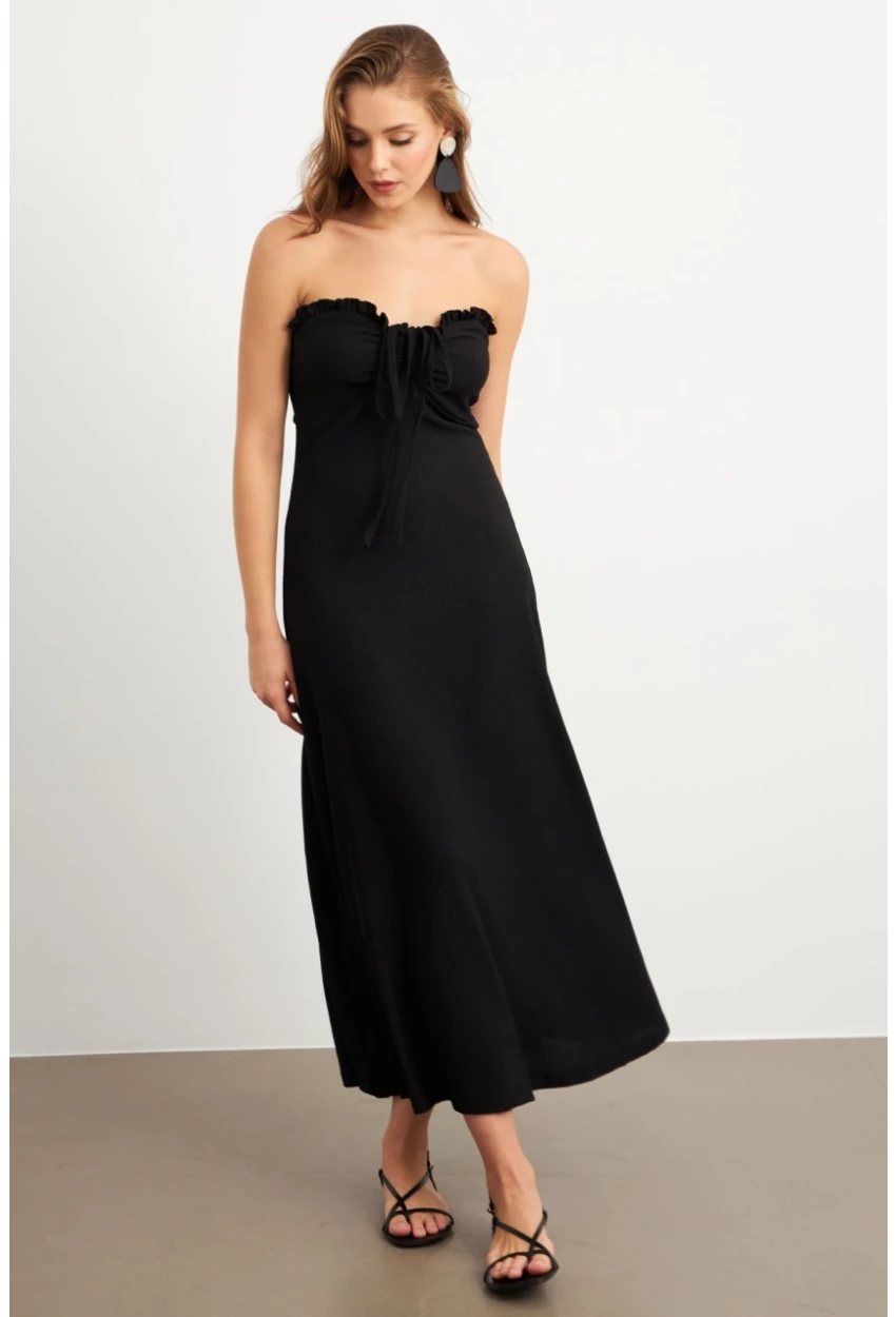 Kadın Siyah Büzgülü Bürümcük Midi Elbise EY3096