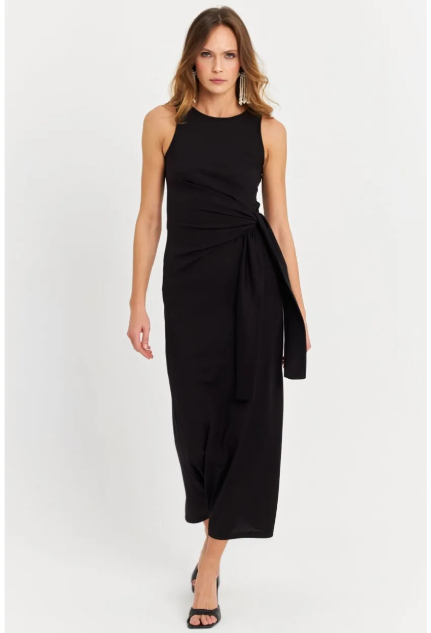 Kadın Siyah Büzgülü Kolsuz Midi Elbise TF75