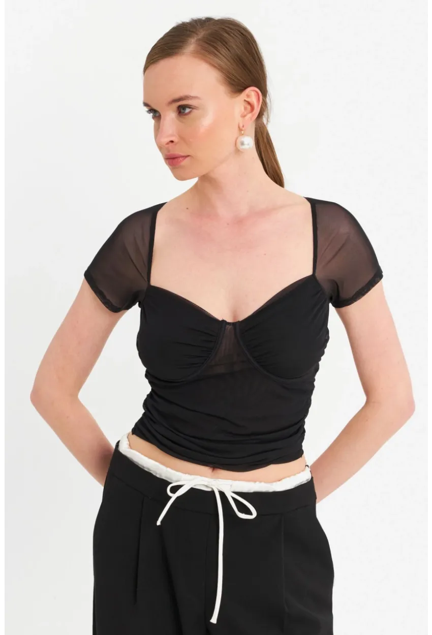Kadın Siyah Büzgülü Tül Crop Bluz TPG04