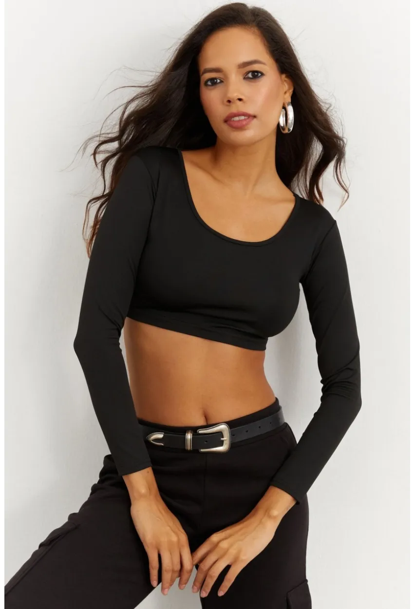 Kadın Siyah Crop Bluz CG261