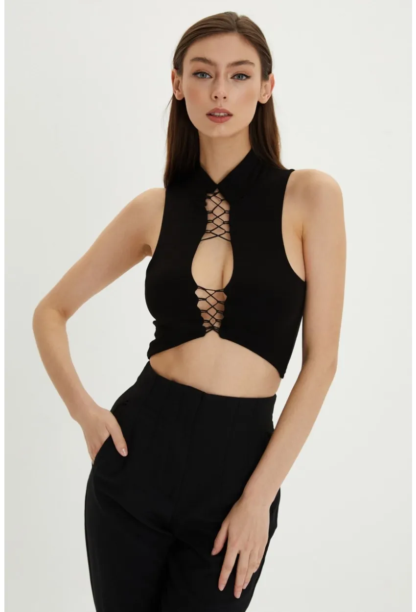 Kadın Siyah Dekolteli Crop Bluz B1610