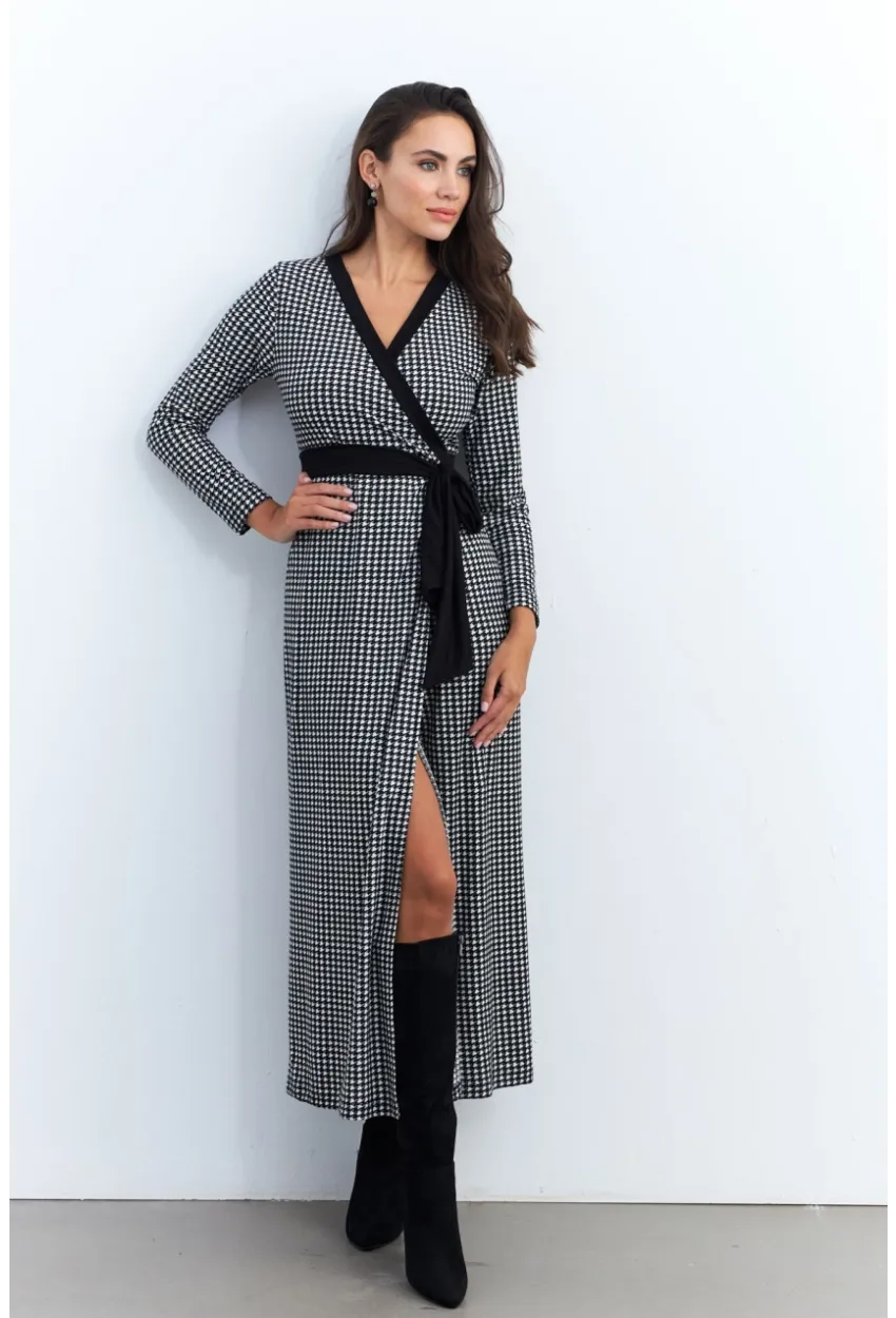 Kadın Siyah-Ekru Kruvaze Kazayağı Maxi Elbise EY2941