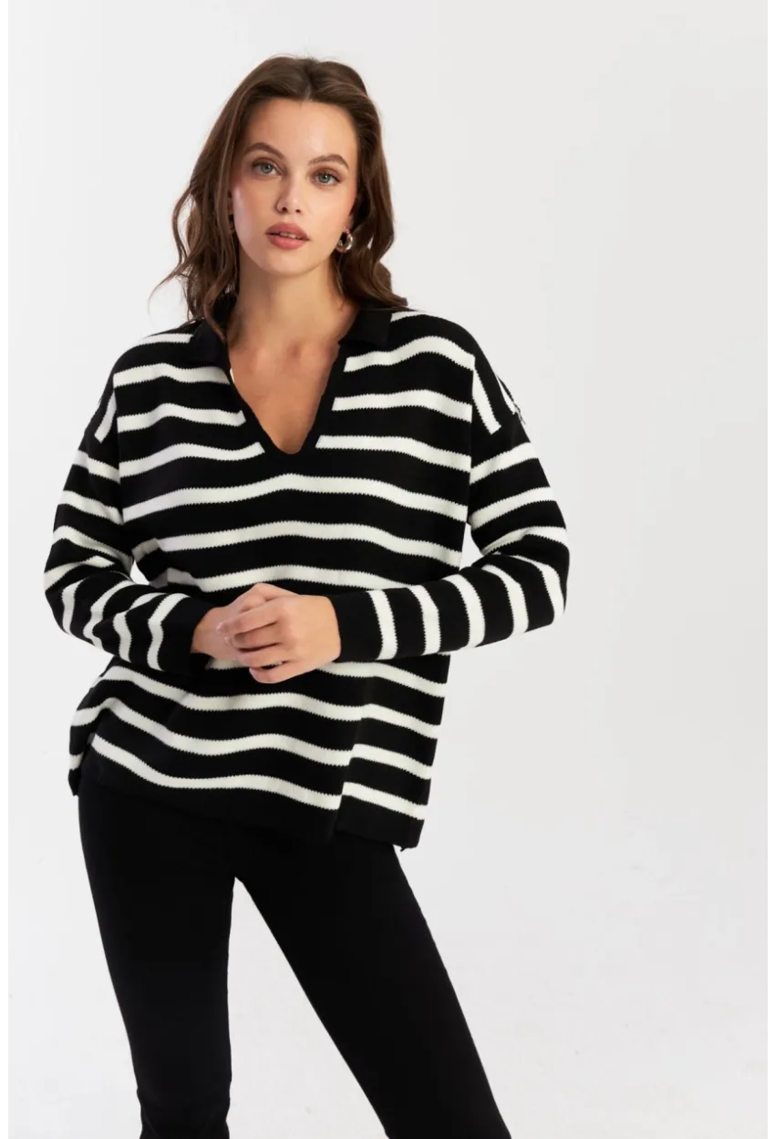 Kadın Siyah-Ekru Polo Yaka Çizgili Triko Kazak SE01