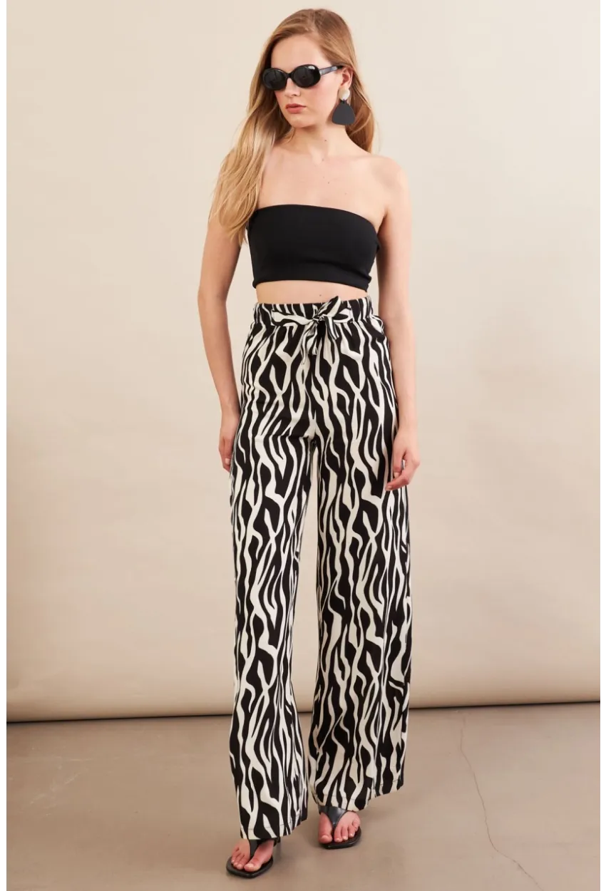 Kadın Siyah-Ekru Zebra Desenli Yüksel Bel Pantolon PİK50