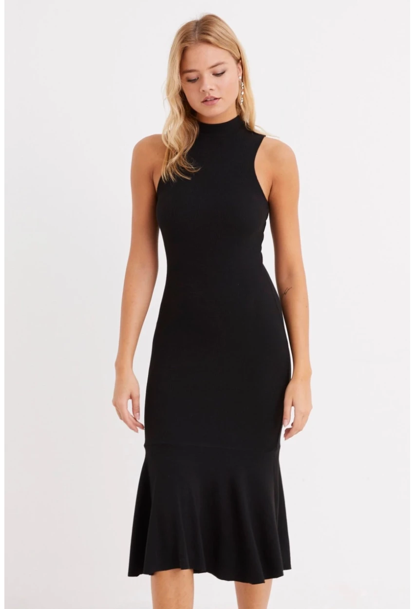 Kadın Siyah Eteği Volanlı Kaşkorse Kolsuz Elbise Yİ1888