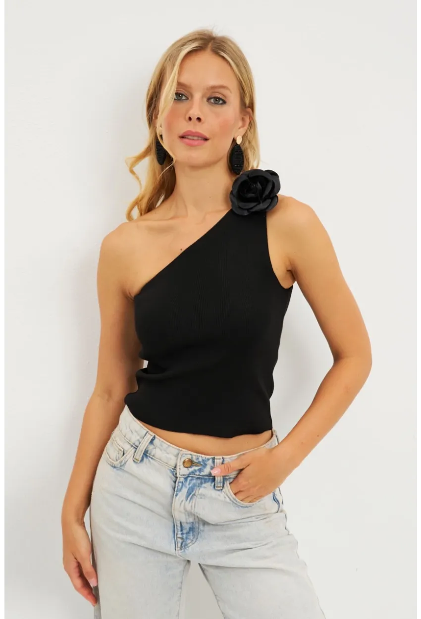 Kadın Siyah Gül Aksesuarlı Triko Bluz ET02