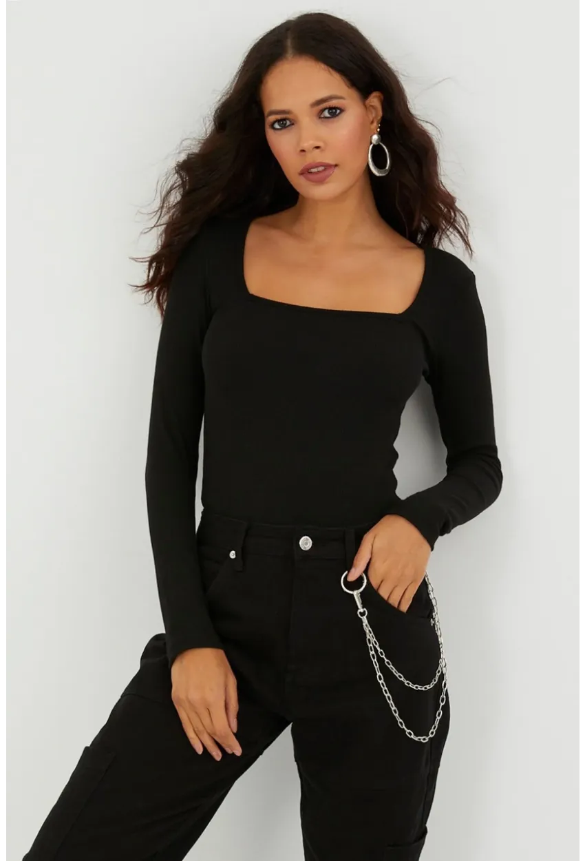 Kadın Siyah Kare Yaka Kaşkorse Bluz Yİ2396