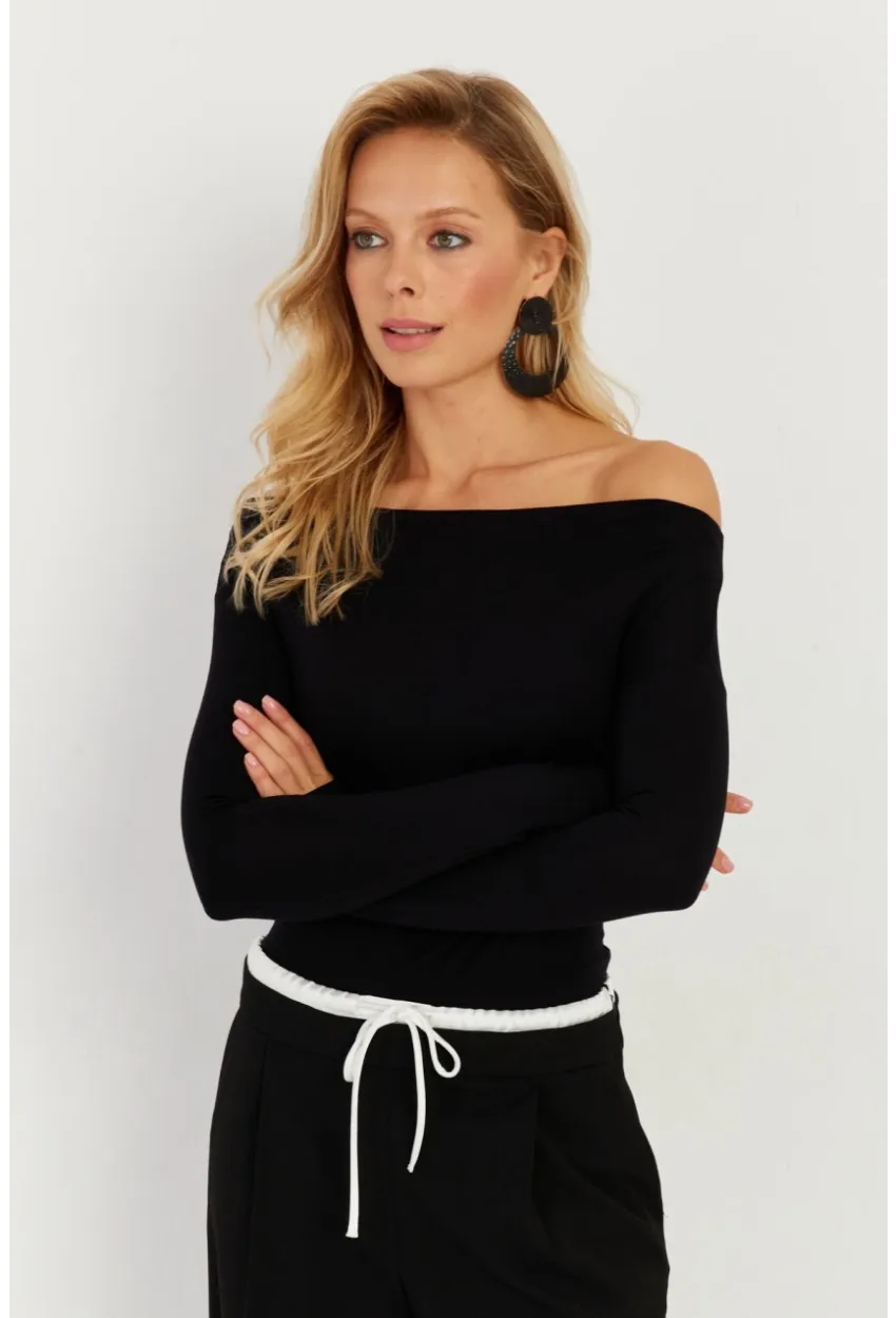 Kadın Siyah Kayık Yaka Bluz LPP1254