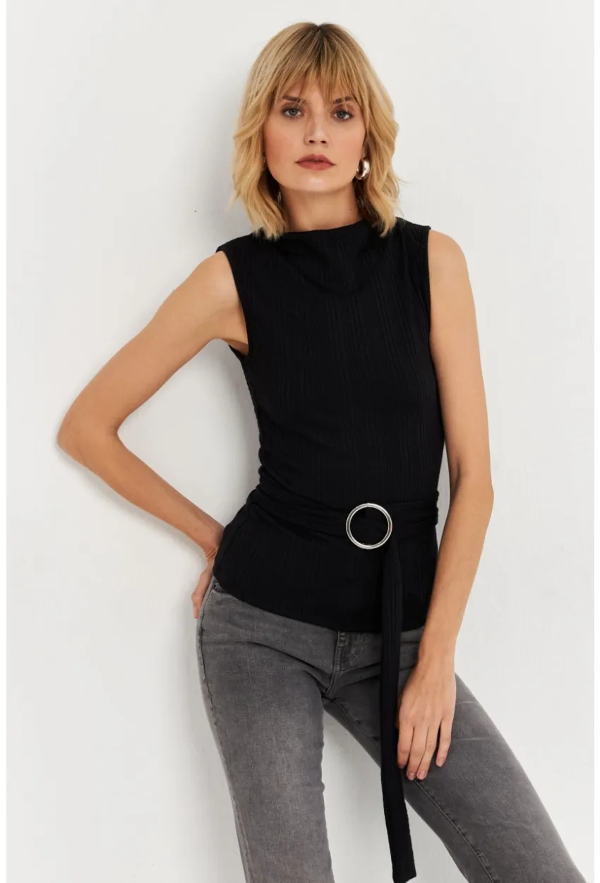 Kadın Siyah Kemer Aksesuarlı Bluz TF67