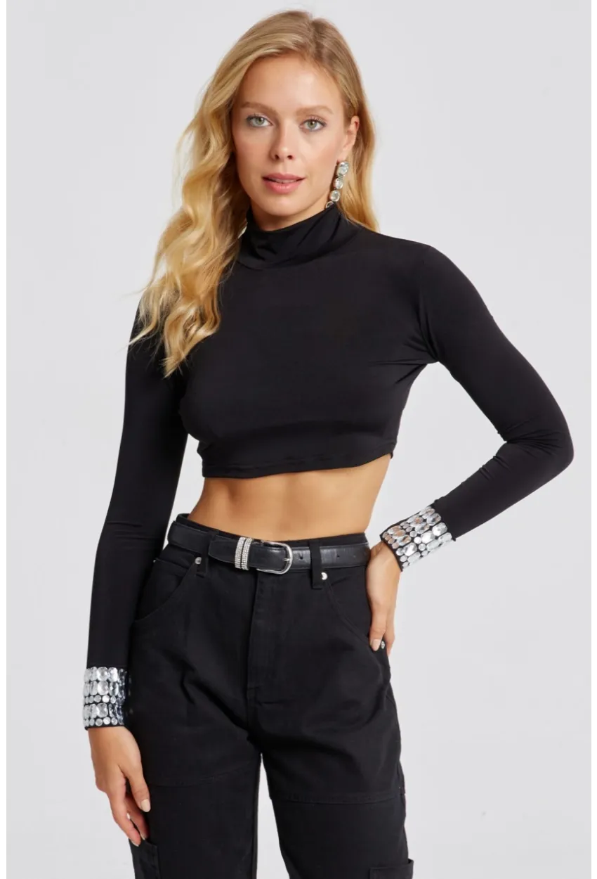 Kadın Siyah Kolları Taşlı Crop Bluz MEN2023