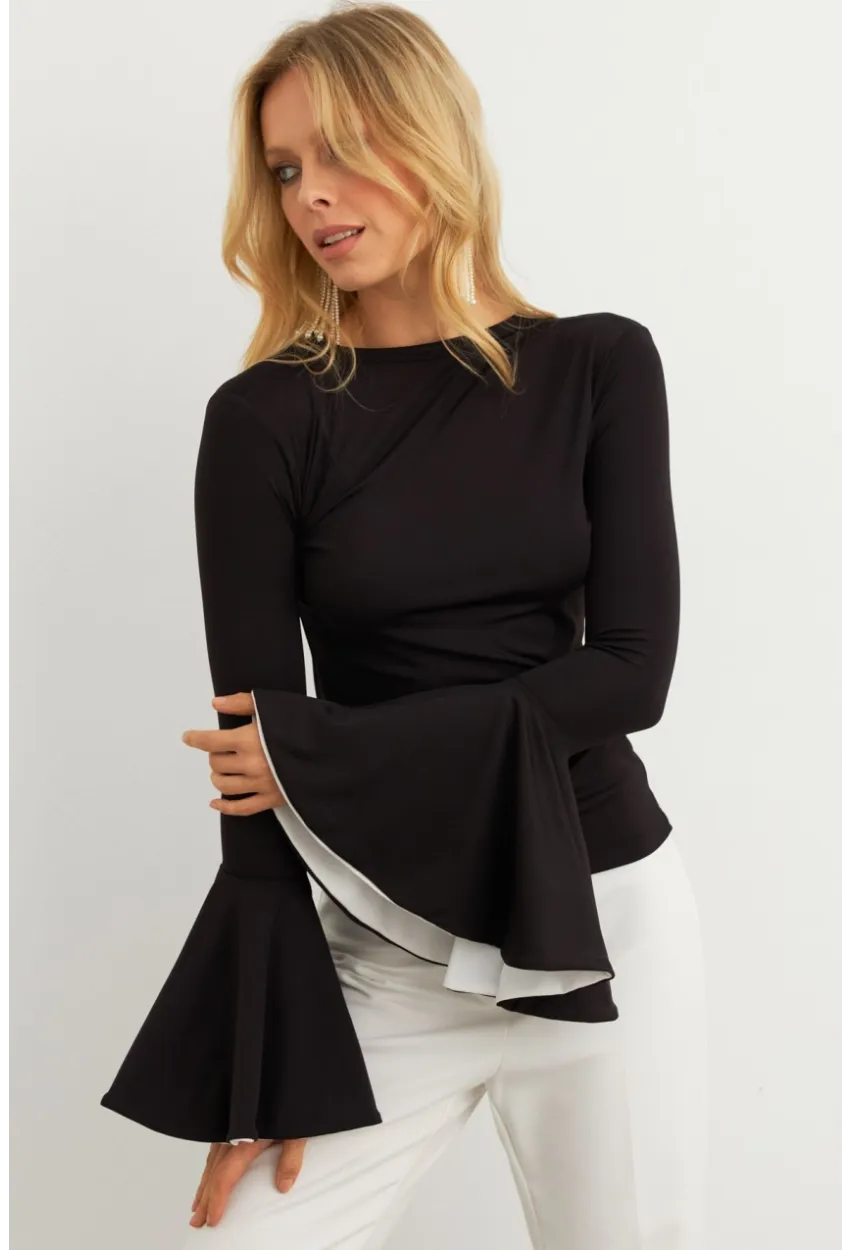 Kadın Siyah Kontrast Çan Kollu Bluz EY3013