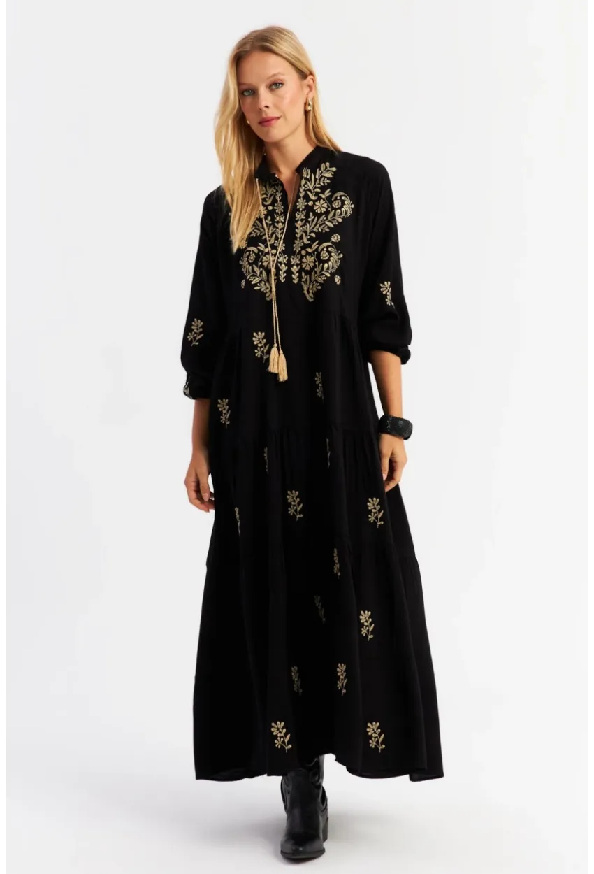 Kadın Siyah Kordon Detaylı Nakışlı Maxi Elbise MALO5