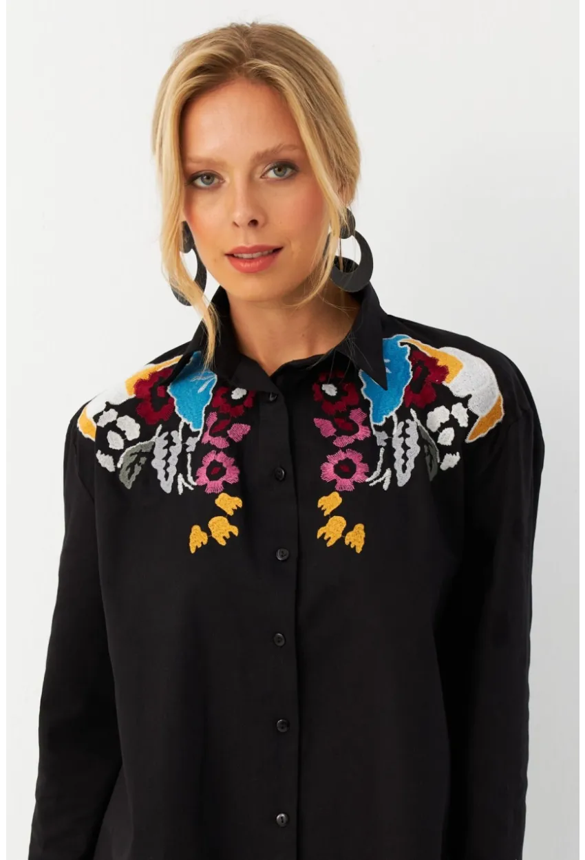 Kadın Siyah Nakışlı Gömlek MQS0063