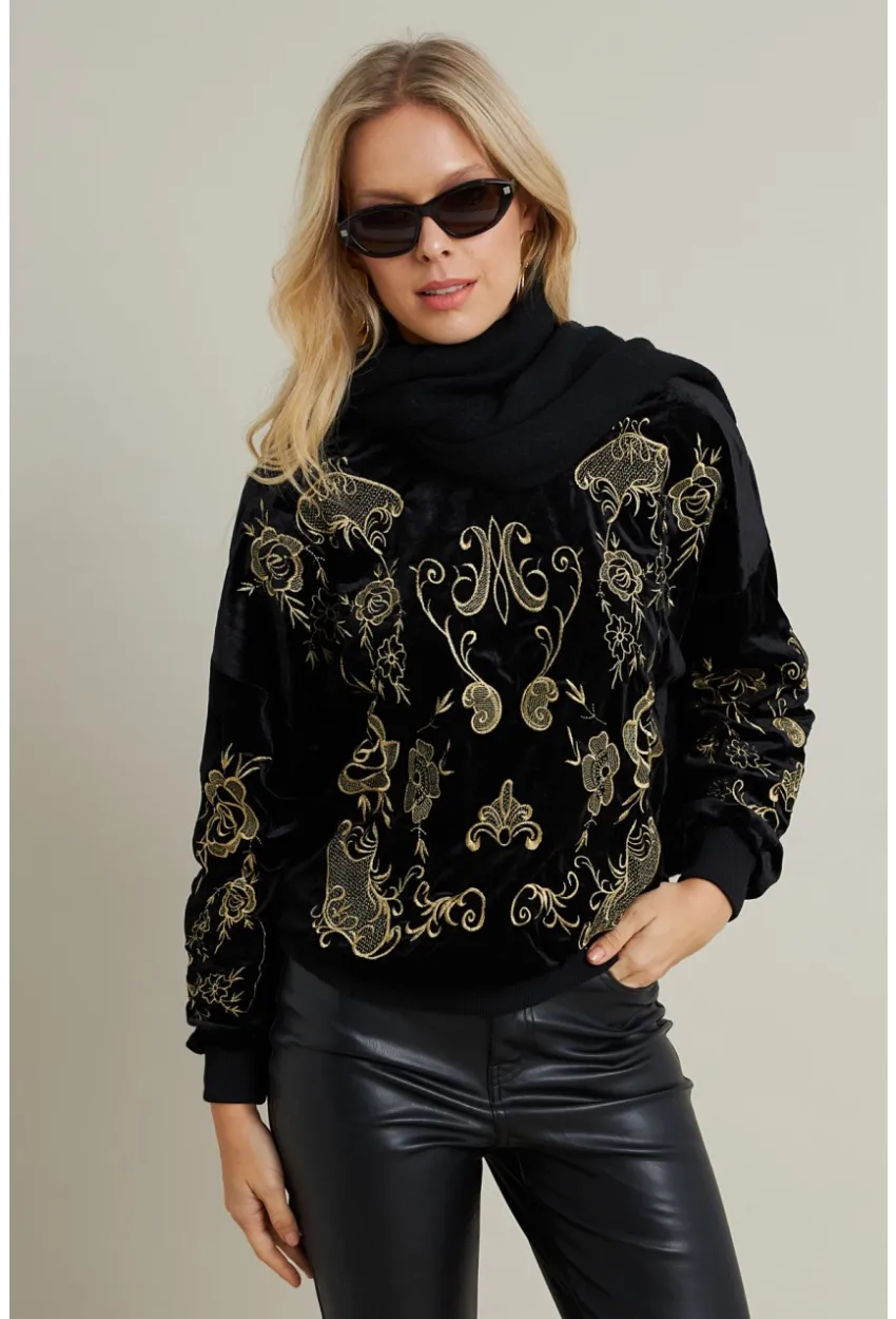 Kadın Siyah Nakışlı Kadife Sweatshirt MQS1229