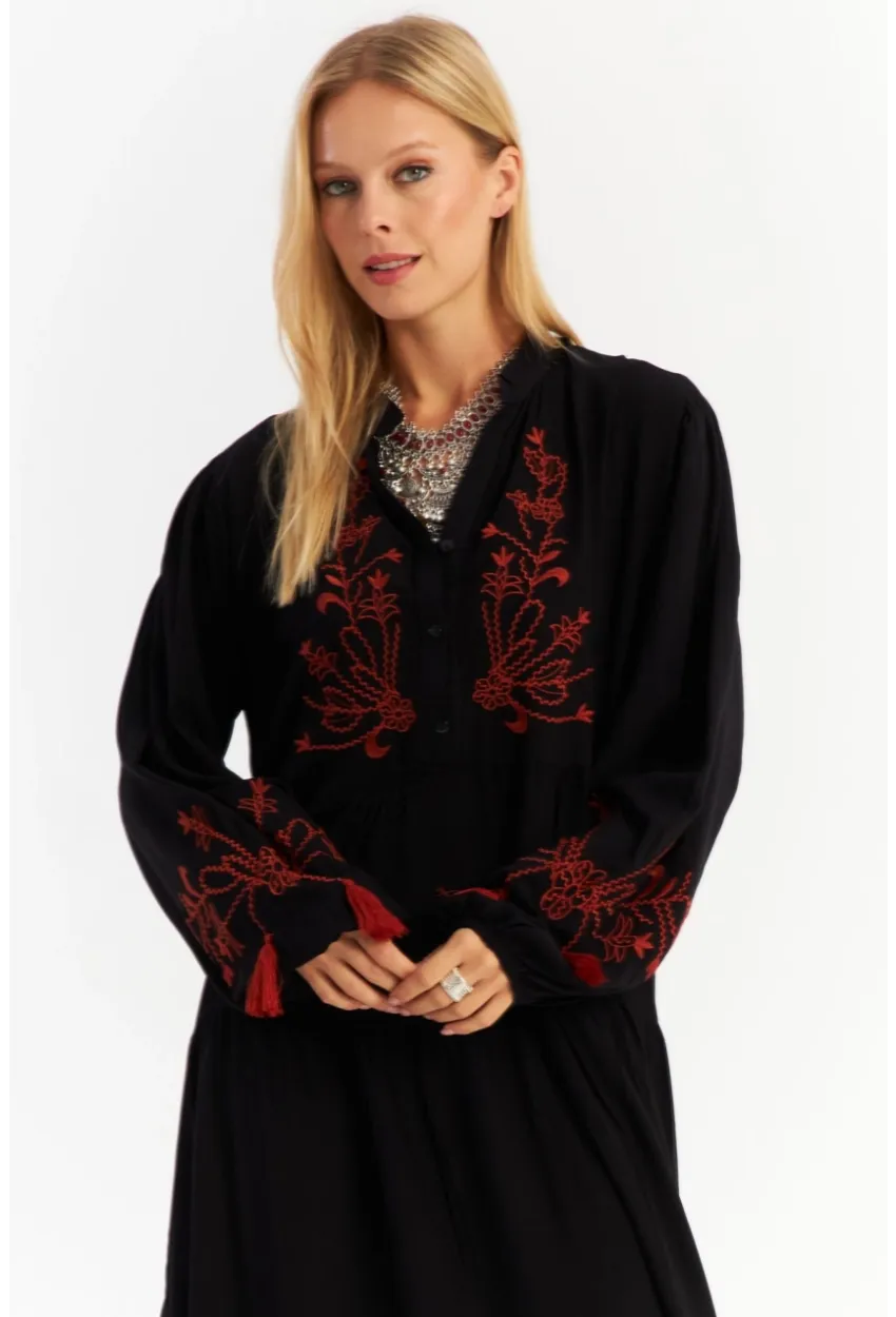 Kadın Siyah Nakışlı Volanlı Maxi Elbise MALO2