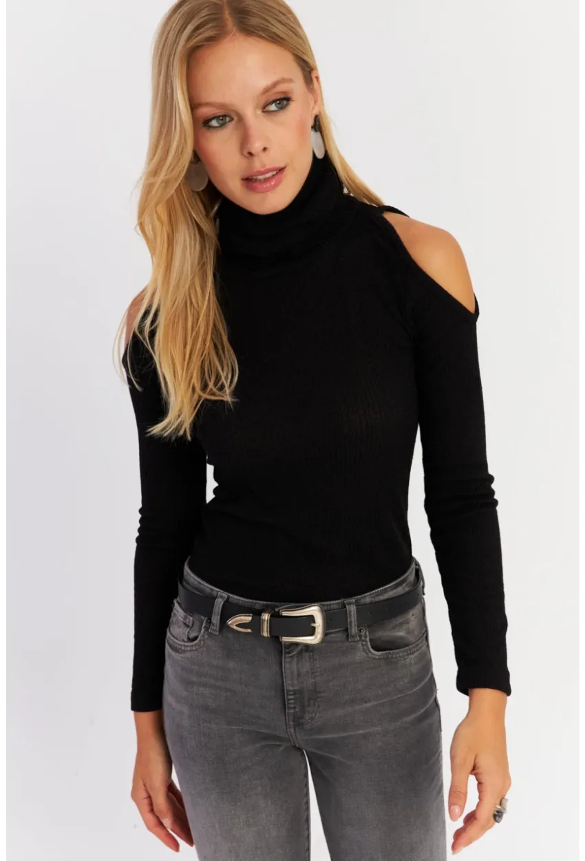 Kadın Siyah Omuzları Açık Kaşkorse Bluz HOR04