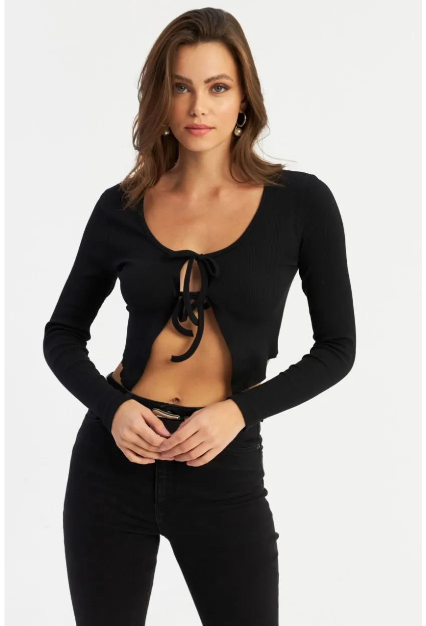 Kadın Siyah Önü Bağlamalı Kaşkorse Crop Bluz AYD381