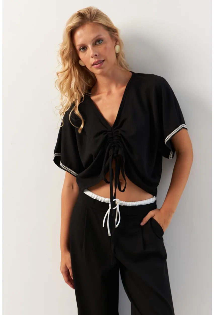 Kadın Siyah Önü Büzgülü Bluz XL2039