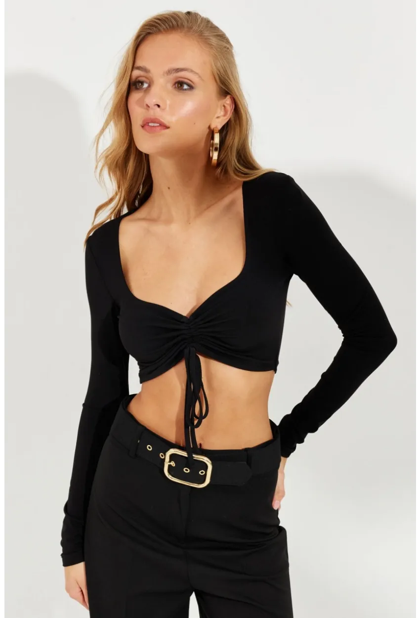 Kadın Siyah Önü Büzgülü Crop Bluz B3015