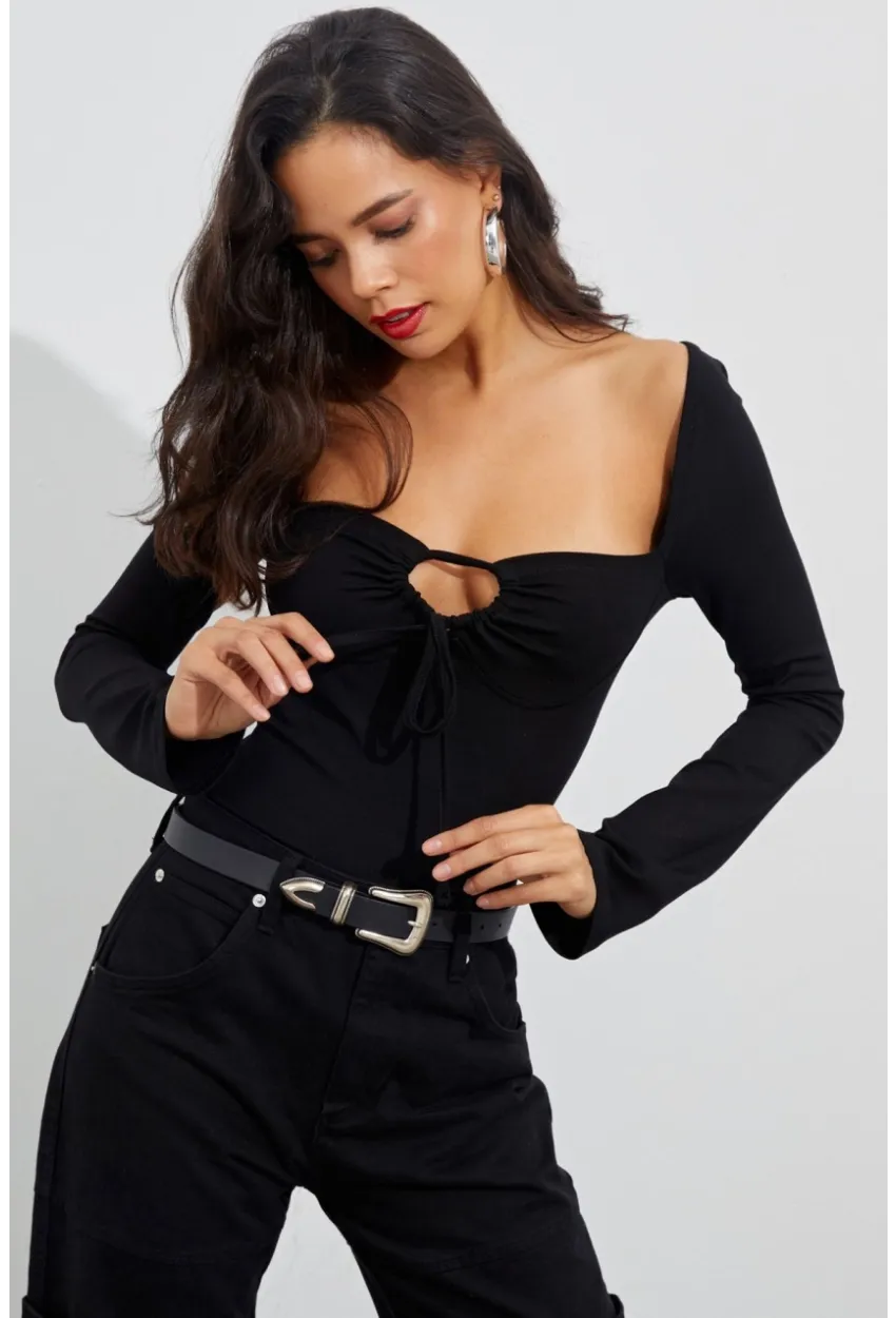 Kadın Siyah Önü Damla Kare Yaka Bluz B1925